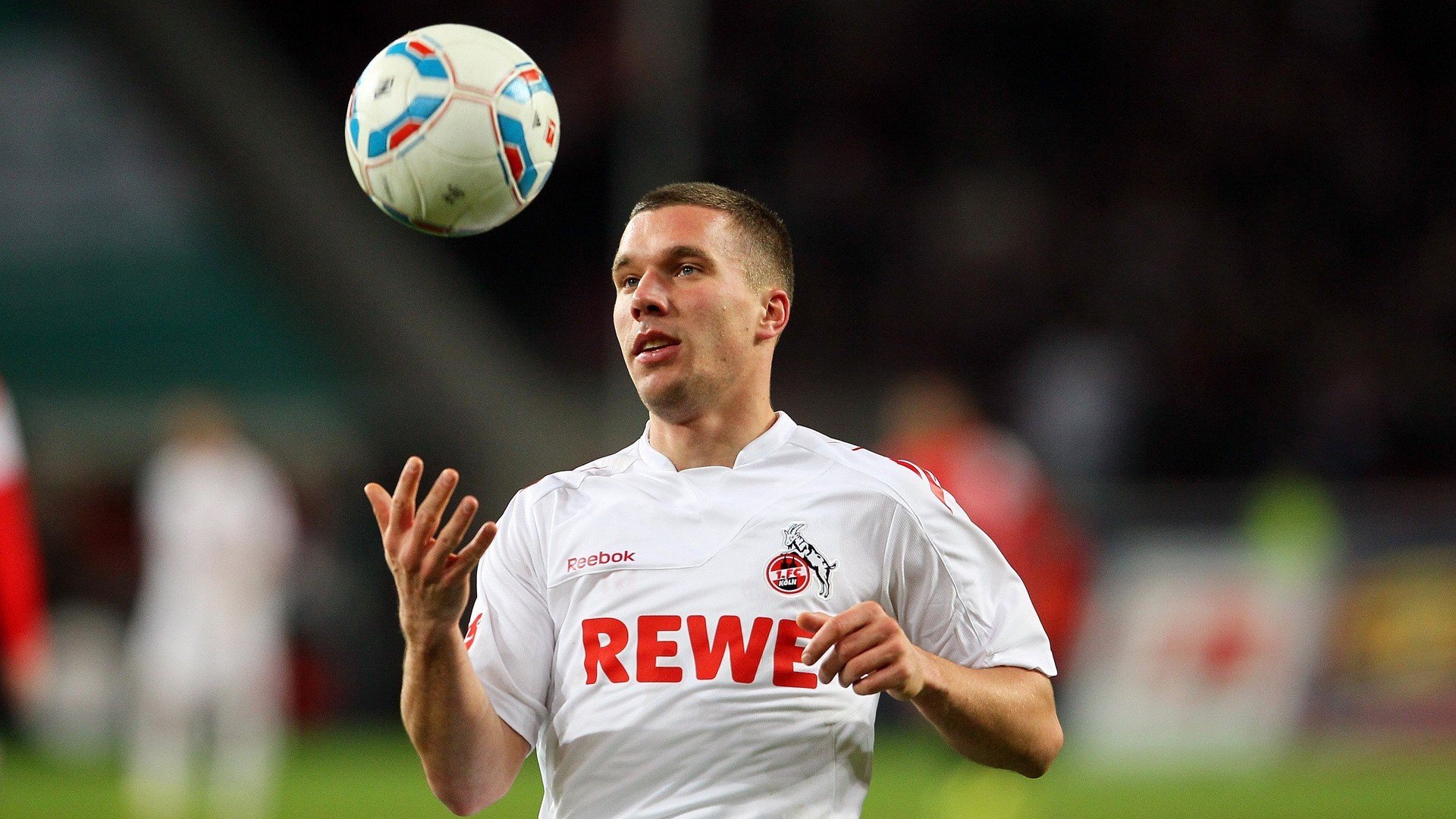 英超榜首大战：最终哨声前的精彩反击，英超son